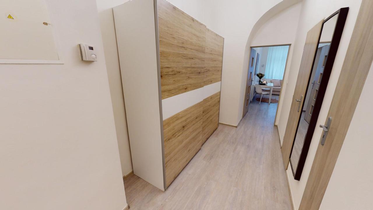 Viaducto De Karlin - Aparment Apartment ปราก ภายนอก รูปภาพ